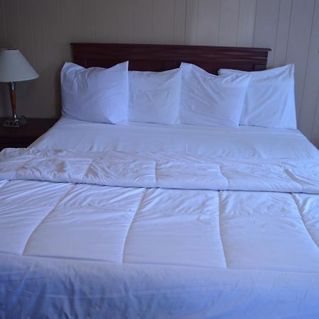 Parkview Motel กวัลฟ์ ภายนอก รูปภาพ