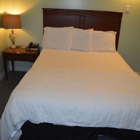 Parkview Motel กวัลฟ์ ภายนอก รูปภาพ